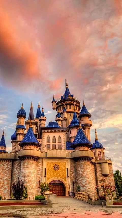 The Old and The New Together: Eskisehir