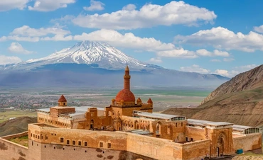 Ishak Pasha Palace