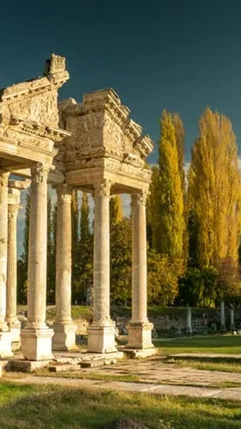 Aphrodisias - Ancient Sculpture Center