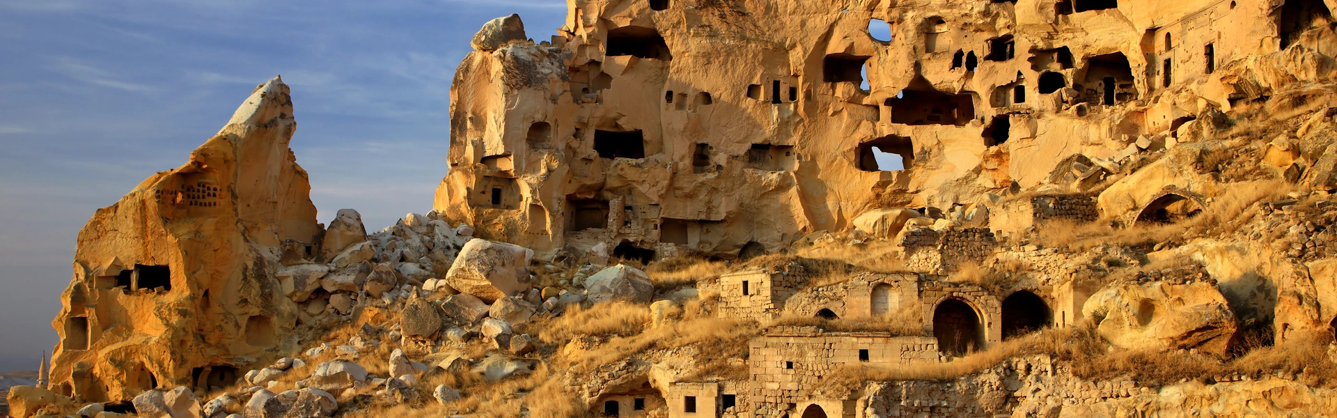 Pueblo de Cavusin: Una gema intemporal en Capadocia