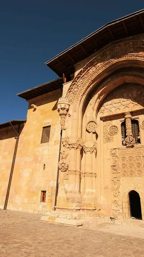 4 Stunning Monuments of Seljuks