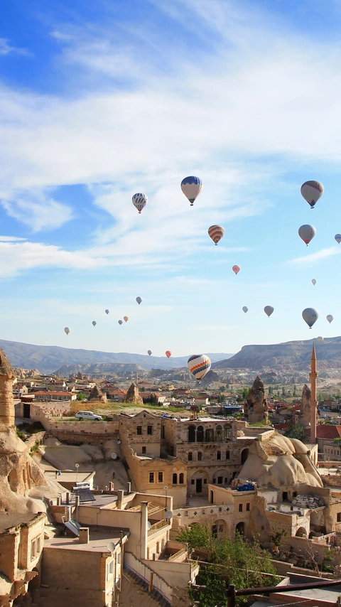 You Won’t Believe What Happens in Cappadocia at Sunrise