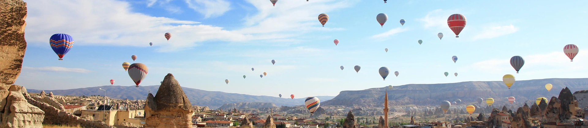 카파도키아의 일출 때 일어나는 일을 믿을 수 없을 것입니다
