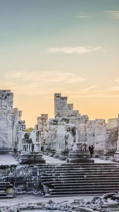 The Temple of Apollo at Didyma