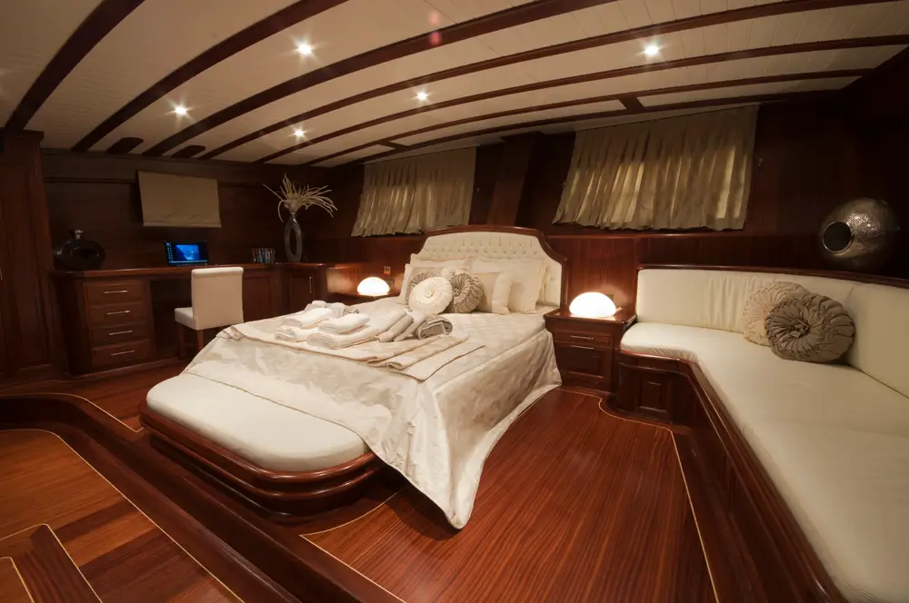 Master Cabin B
